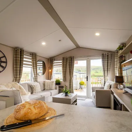 Wiswell View Lodge: Pendle View Holiday Park Clitheroe Exterior photo