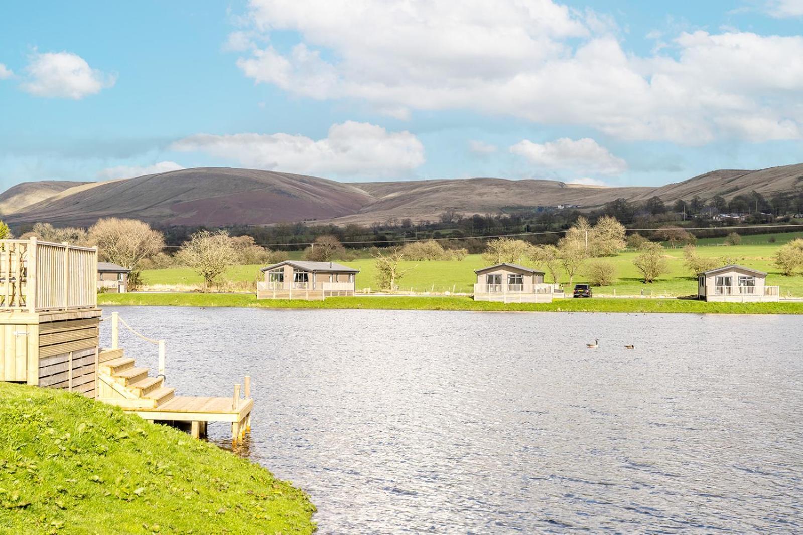Wiswell View Lodge: Pendle View