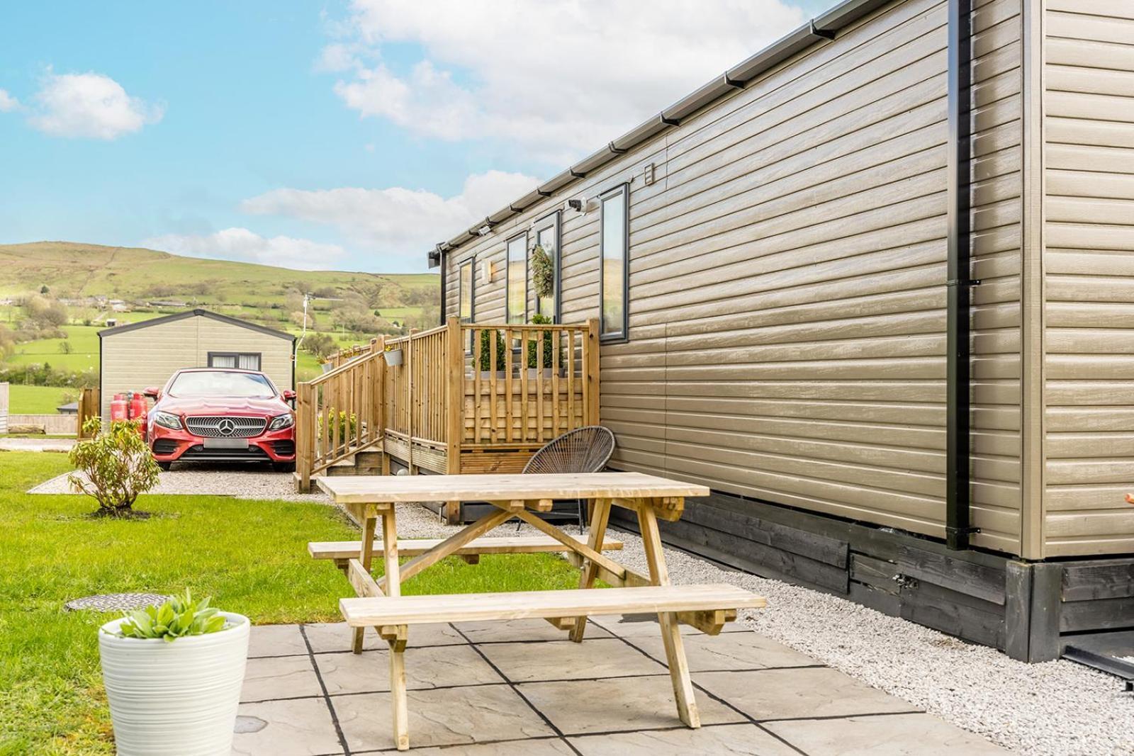 Wiswell View Lodge: Pendle View Holiday home